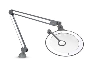 Lampes Loupes Daylight chez Broderie d'ici et d'ailleurs Lampes Loupes Daylight chez Broderie d'ici et d'ailleurs